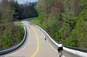 bicyclists-and-motorcyclists-on-natchez-trace-parkway.jpg