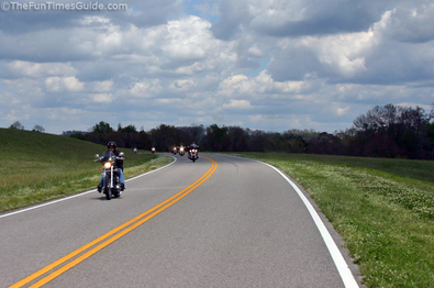 motorcycling-natchez-trace-parkway.jpg