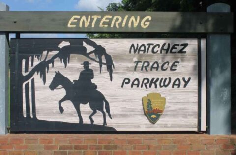 Where Is The Natchez Trace Parkway?